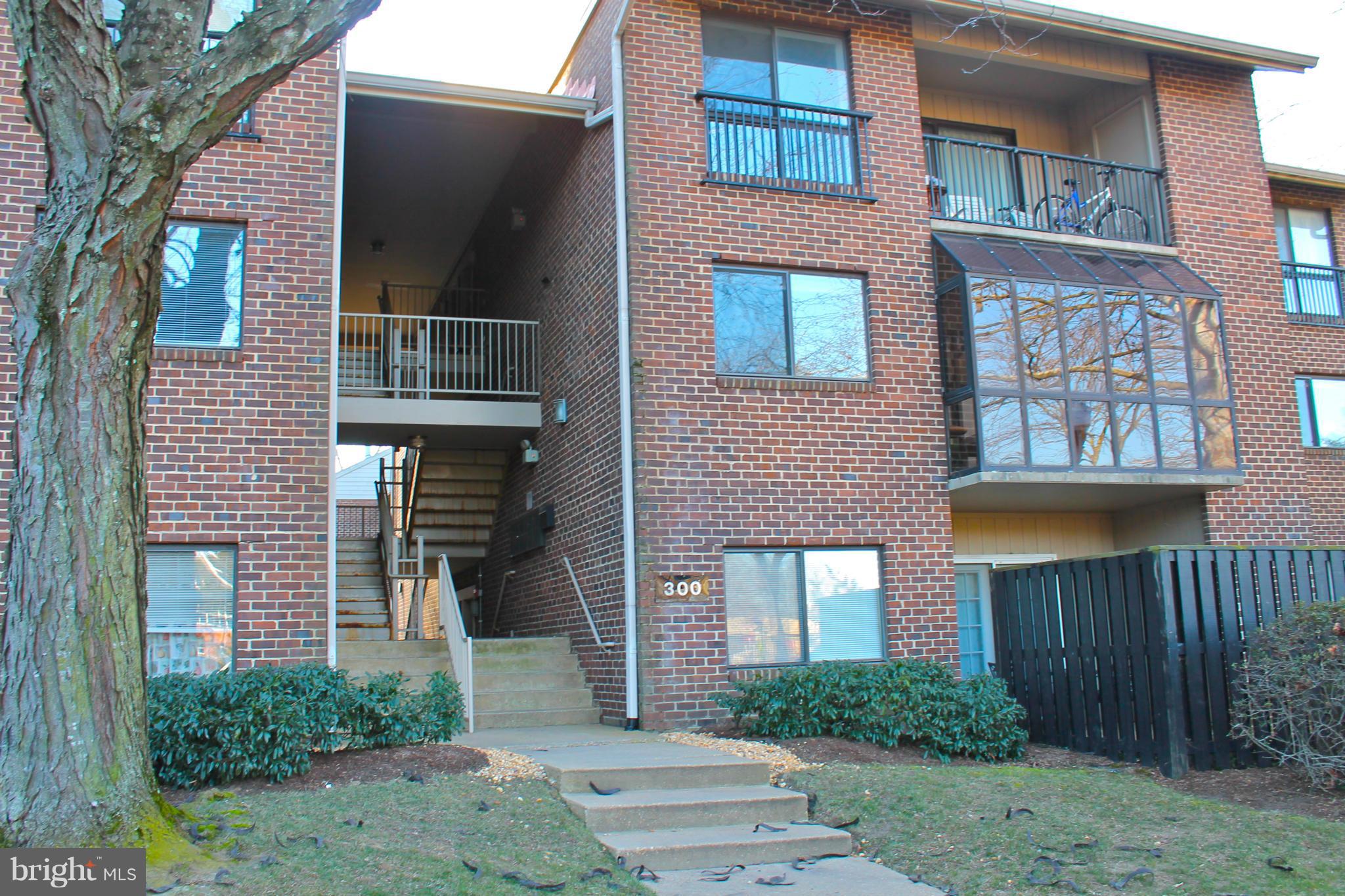 NORTH GREEN CONDOMINIUMS - Residential Lease