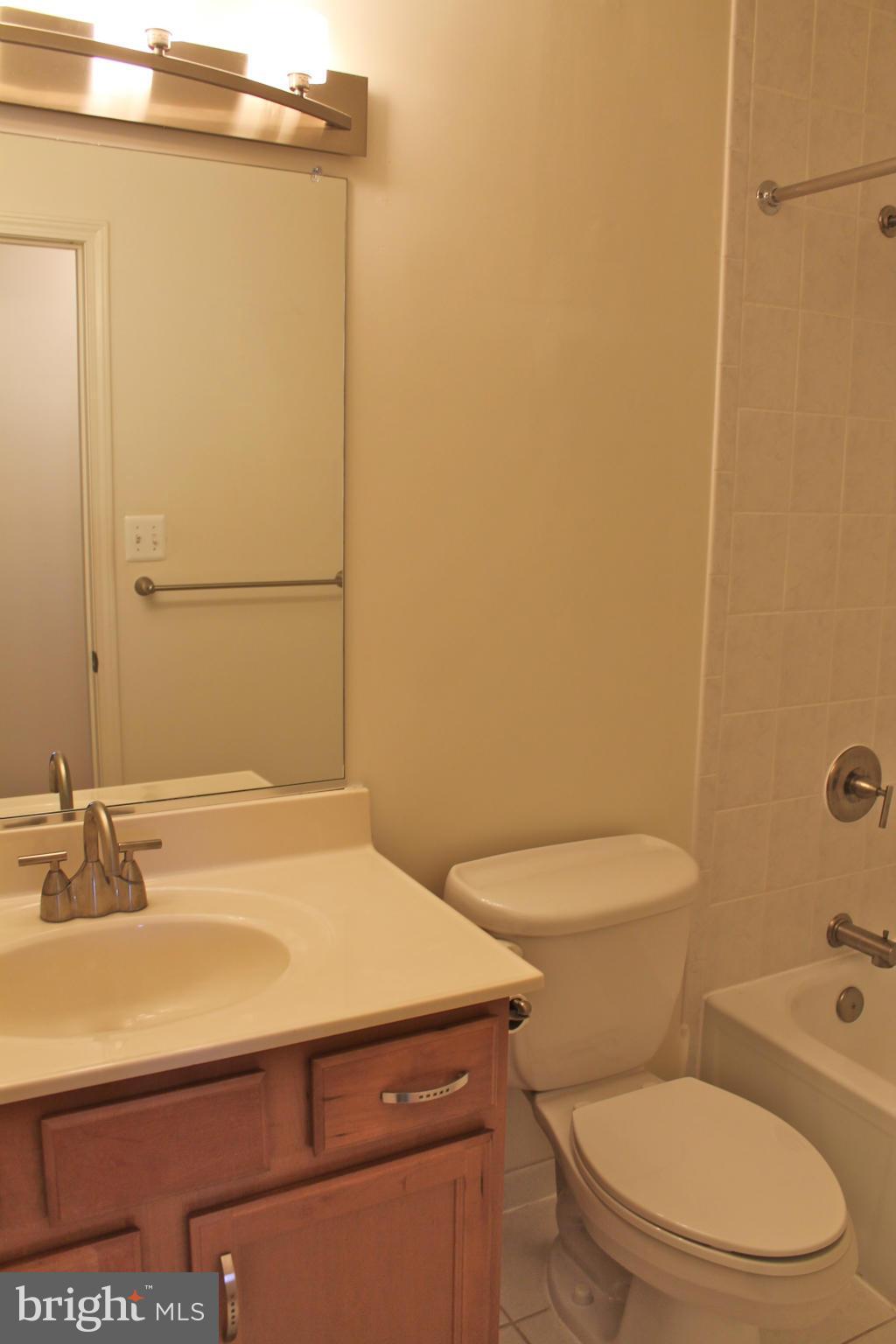 NORTH GREEN CONDOMINIUMS - Residential Lease