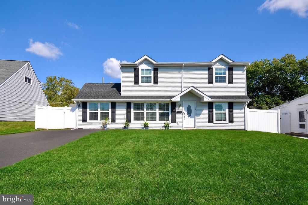 Photo of 38 Plumtree Road, LEVITTOWN, PA 19056 (MLS # PABU2106728)