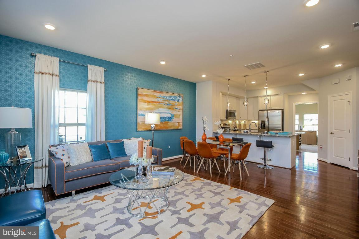 ORCHARD SQUARE - Residential