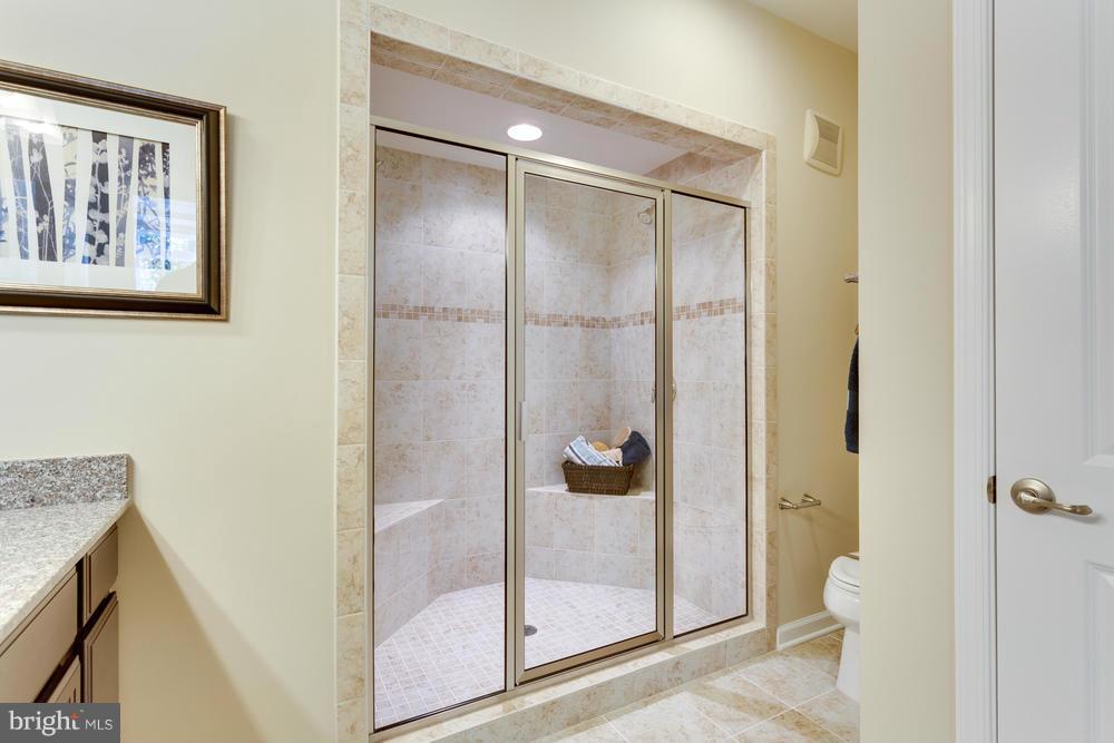 ORCHARD SQUARE - Residential