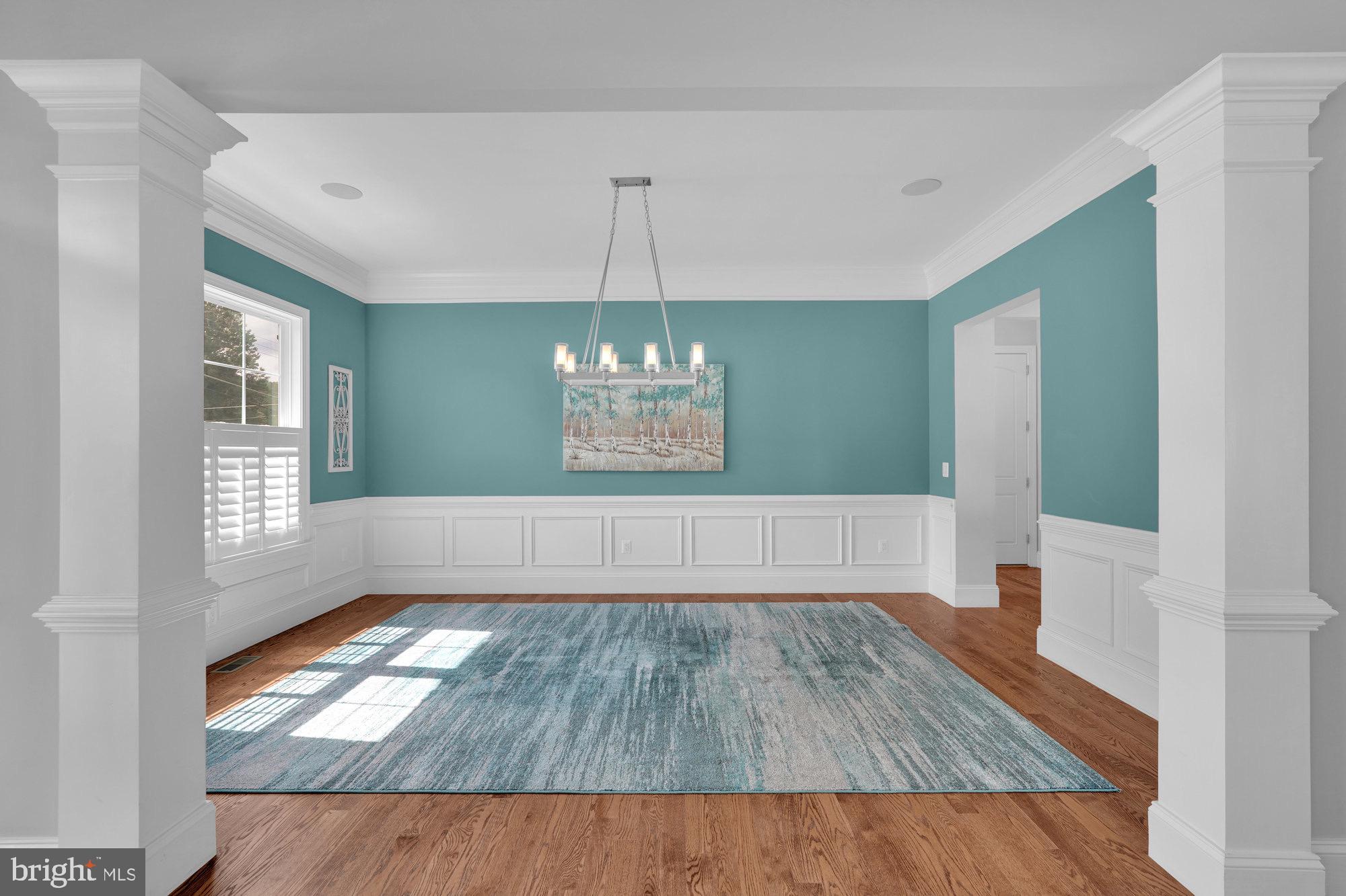 TOWN AND COUNTRY ESTATES - Residential