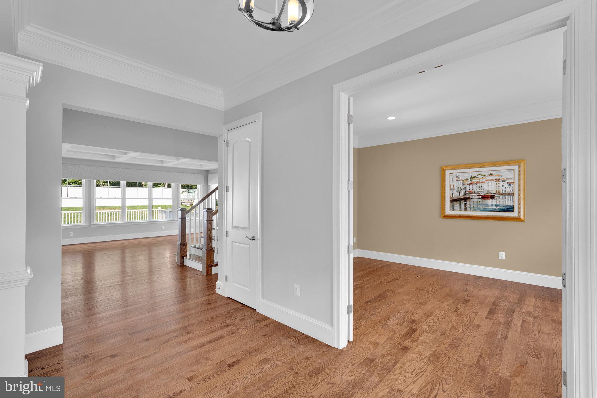 TOWN AND COUNTRY ESTATES - Residential