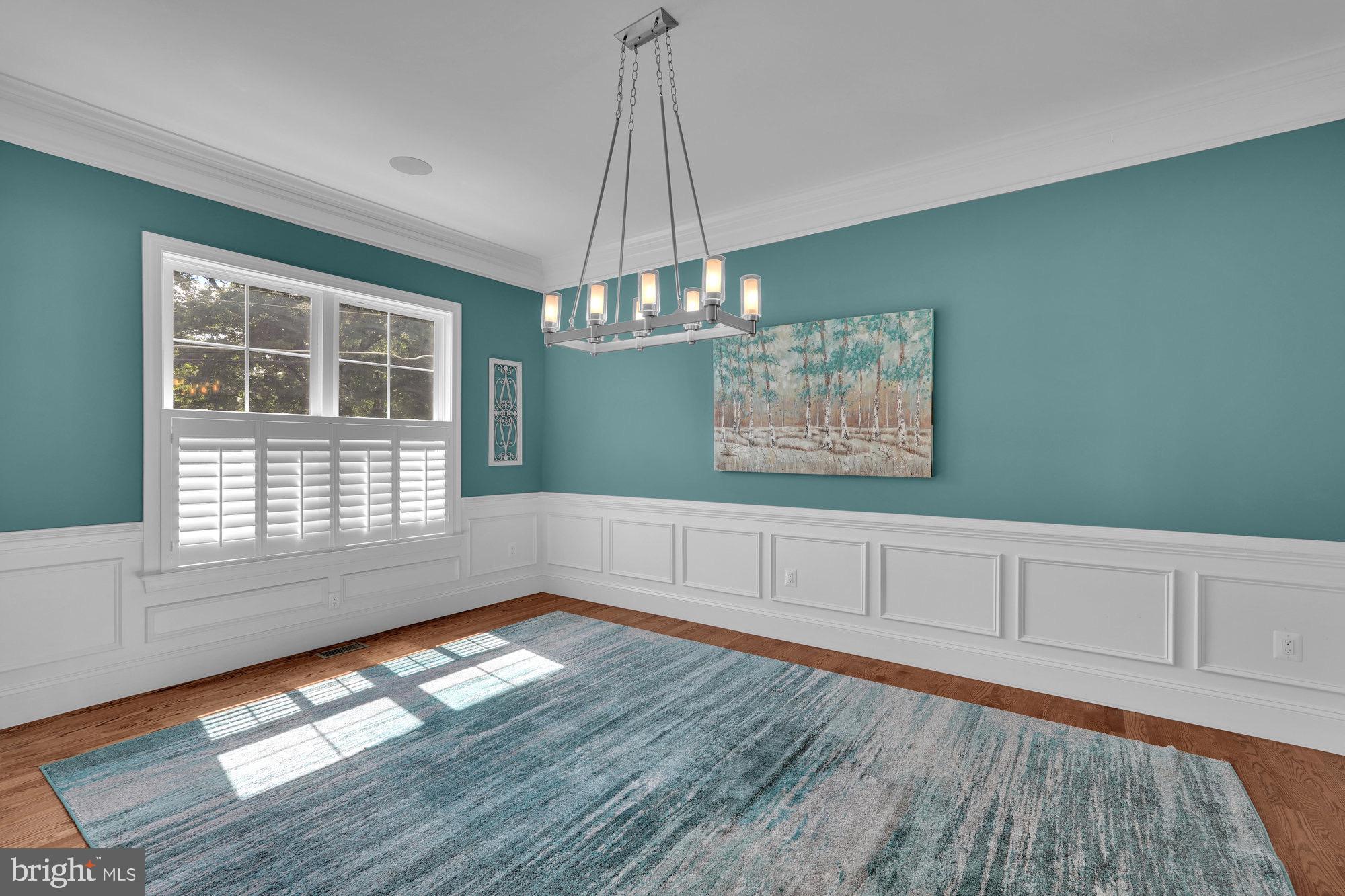 TOWN AND COUNTRY ESTATES - Residential