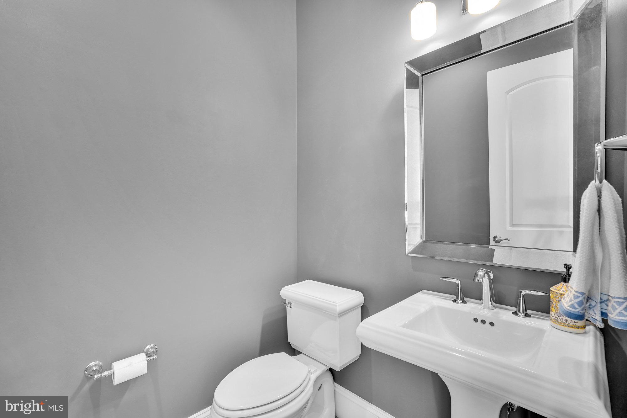 TOWN AND COUNTRY ESTATES - Residential