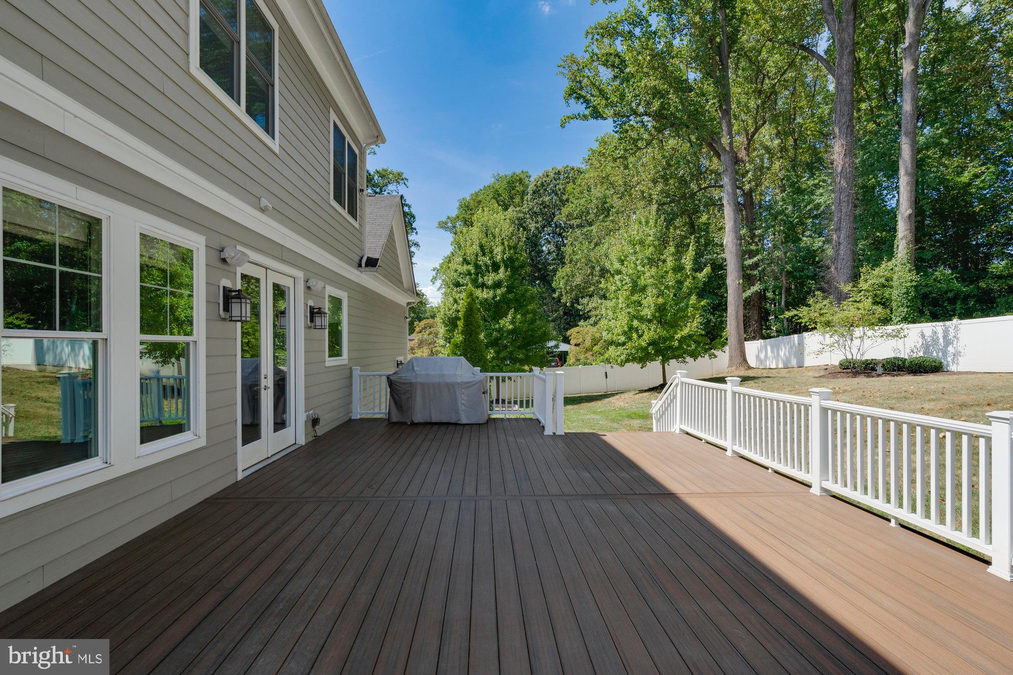 TOWN AND COUNTRY ESTATES - Residential