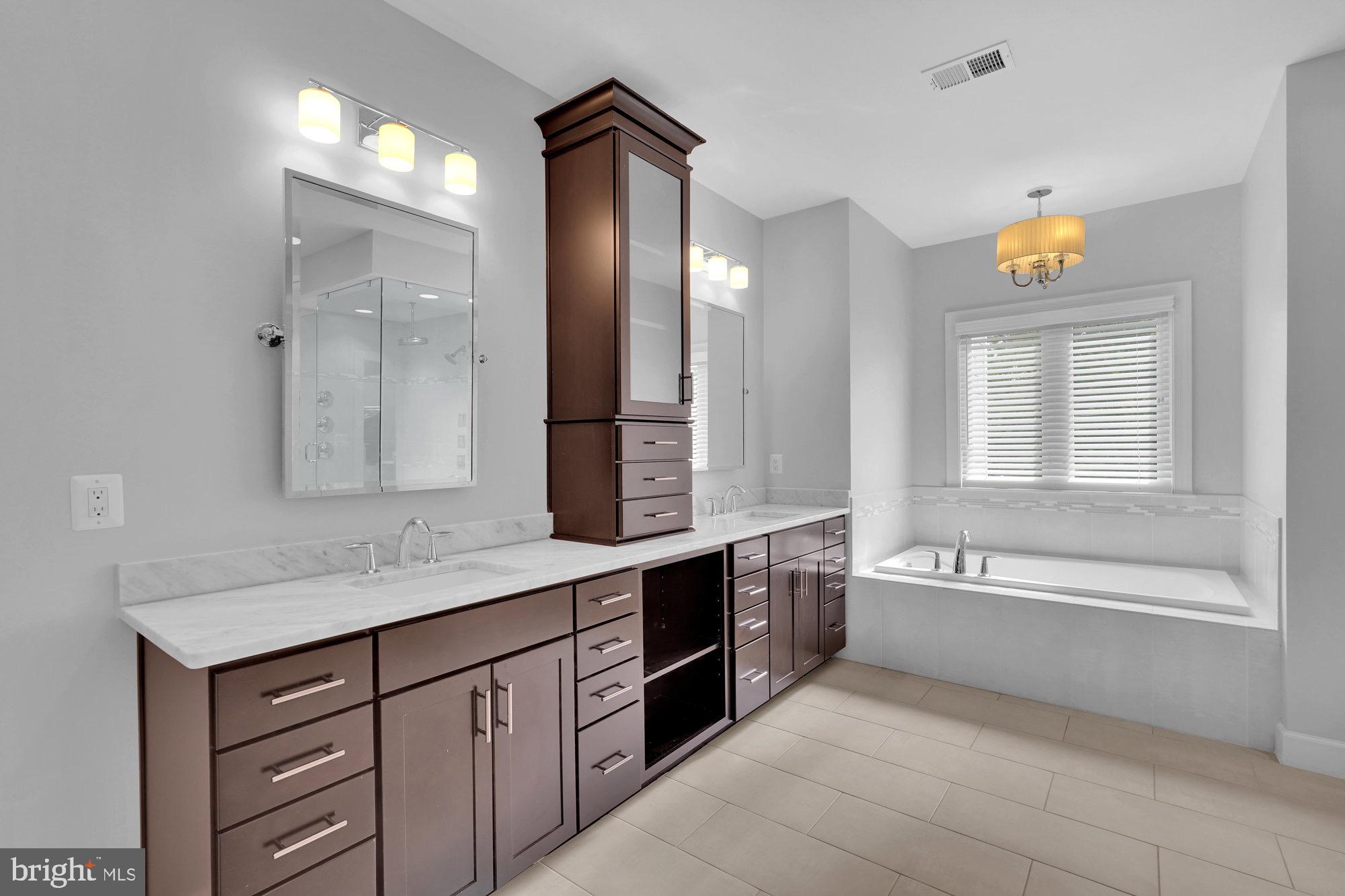 TOWN AND COUNTRY ESTATES - Residential