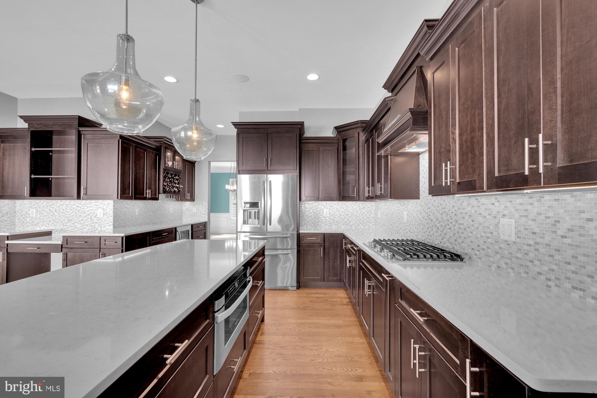 TOWN AND COUNTRY ESTATES - Residential