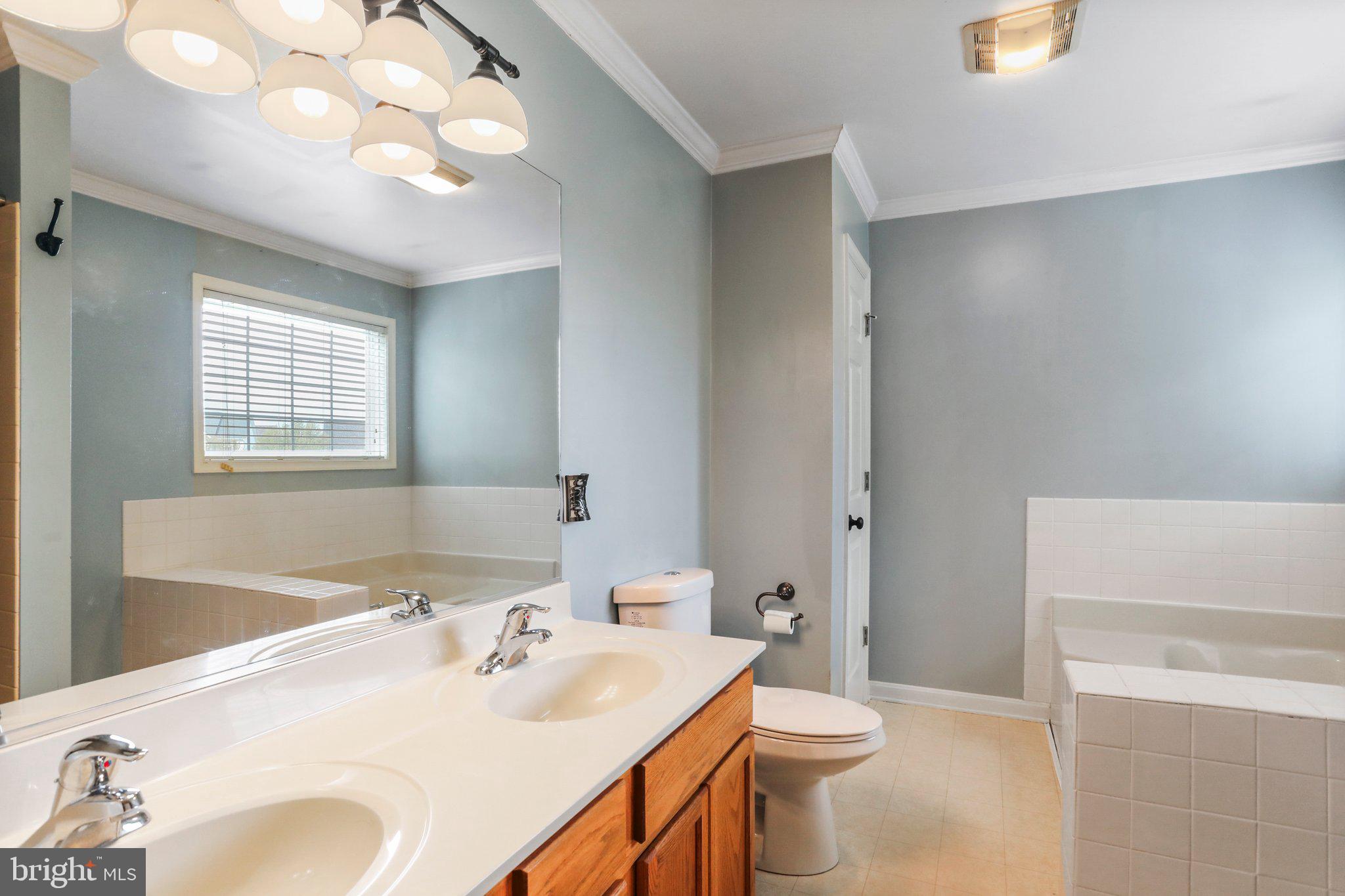 MILLS FARM - Residential