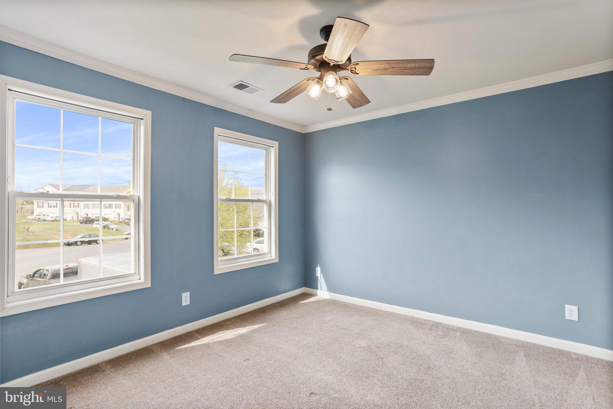 MILLS FARM - Residential