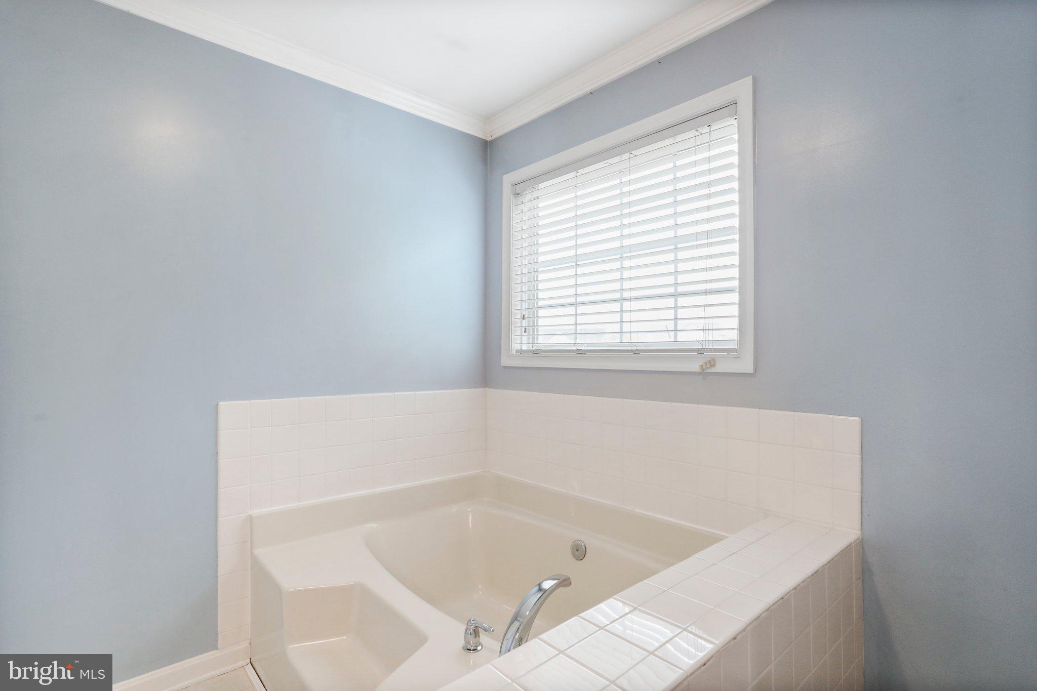 MILLS FARM - Residential