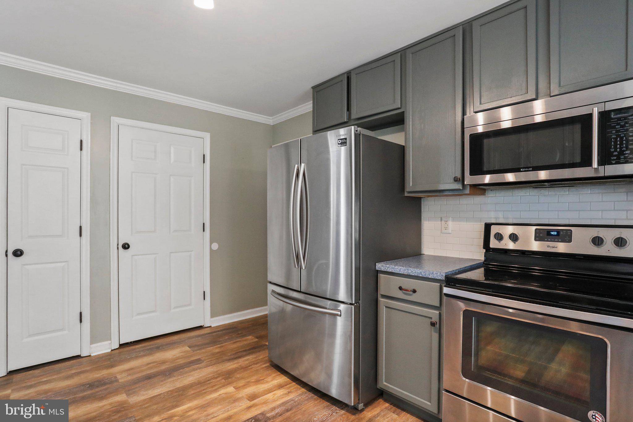 MILLS FARM - Residential