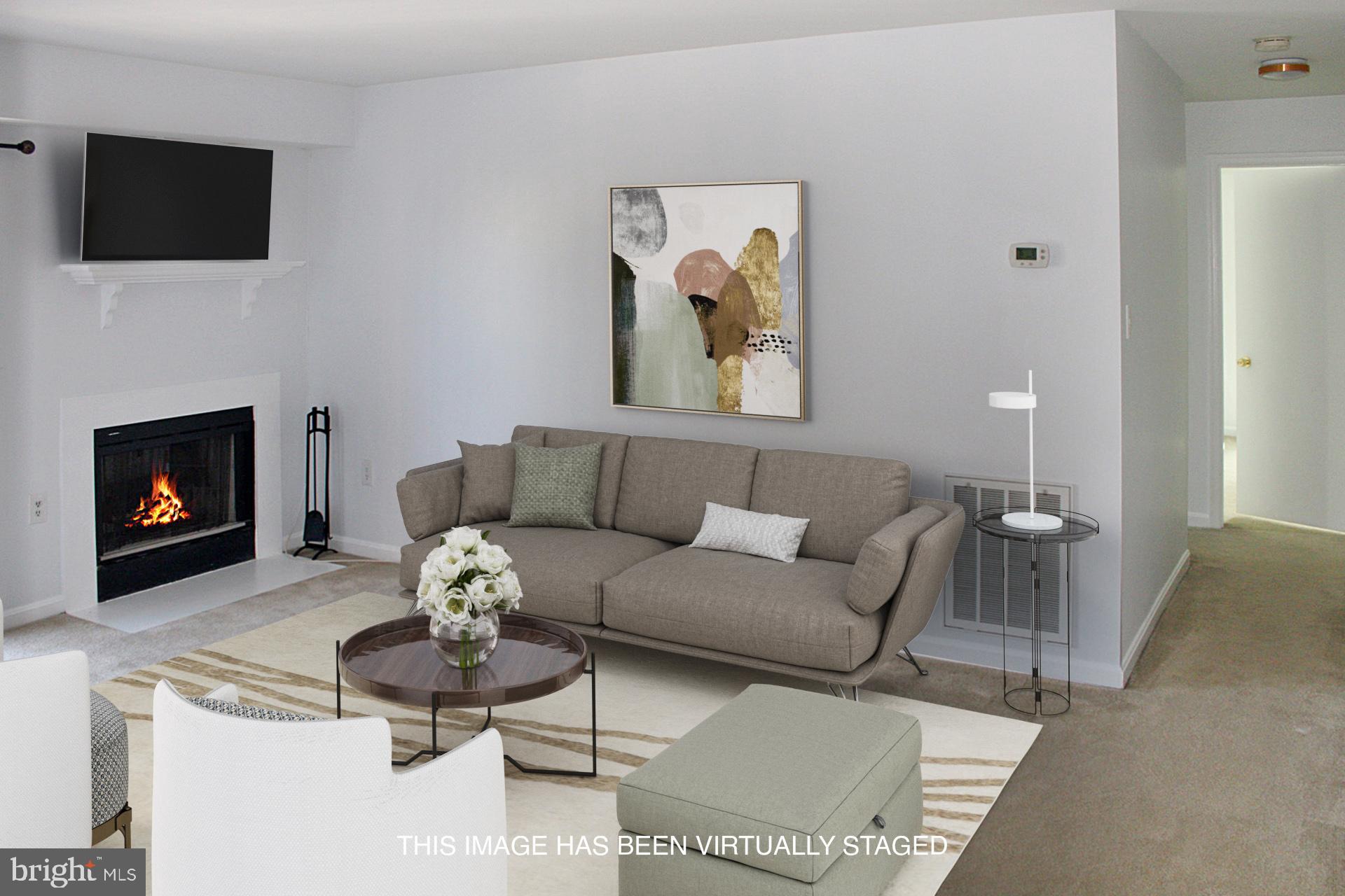 SURREY AT MANCHESTER LAKES - Residential