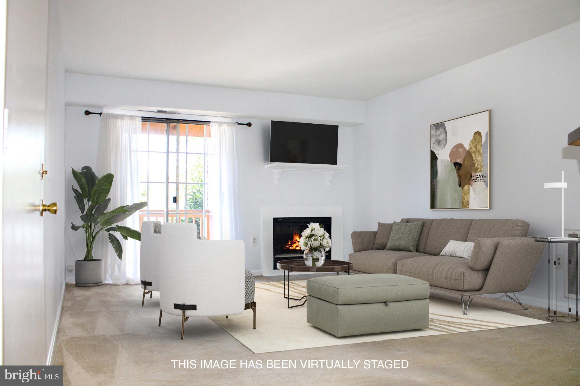 SURREY AT MANCHESTER LAKES - Residential