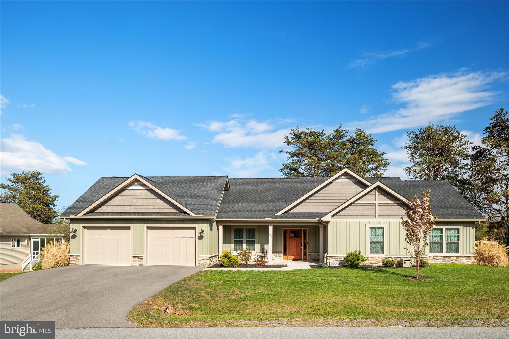 THE WOODS - Residential