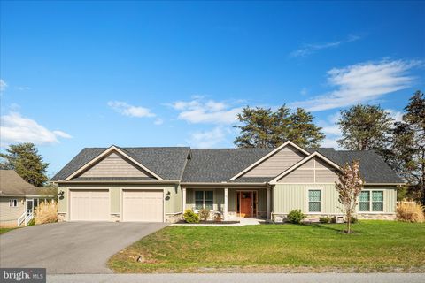 483 WAMPUM LANE HEDGESVILLE WV 25427