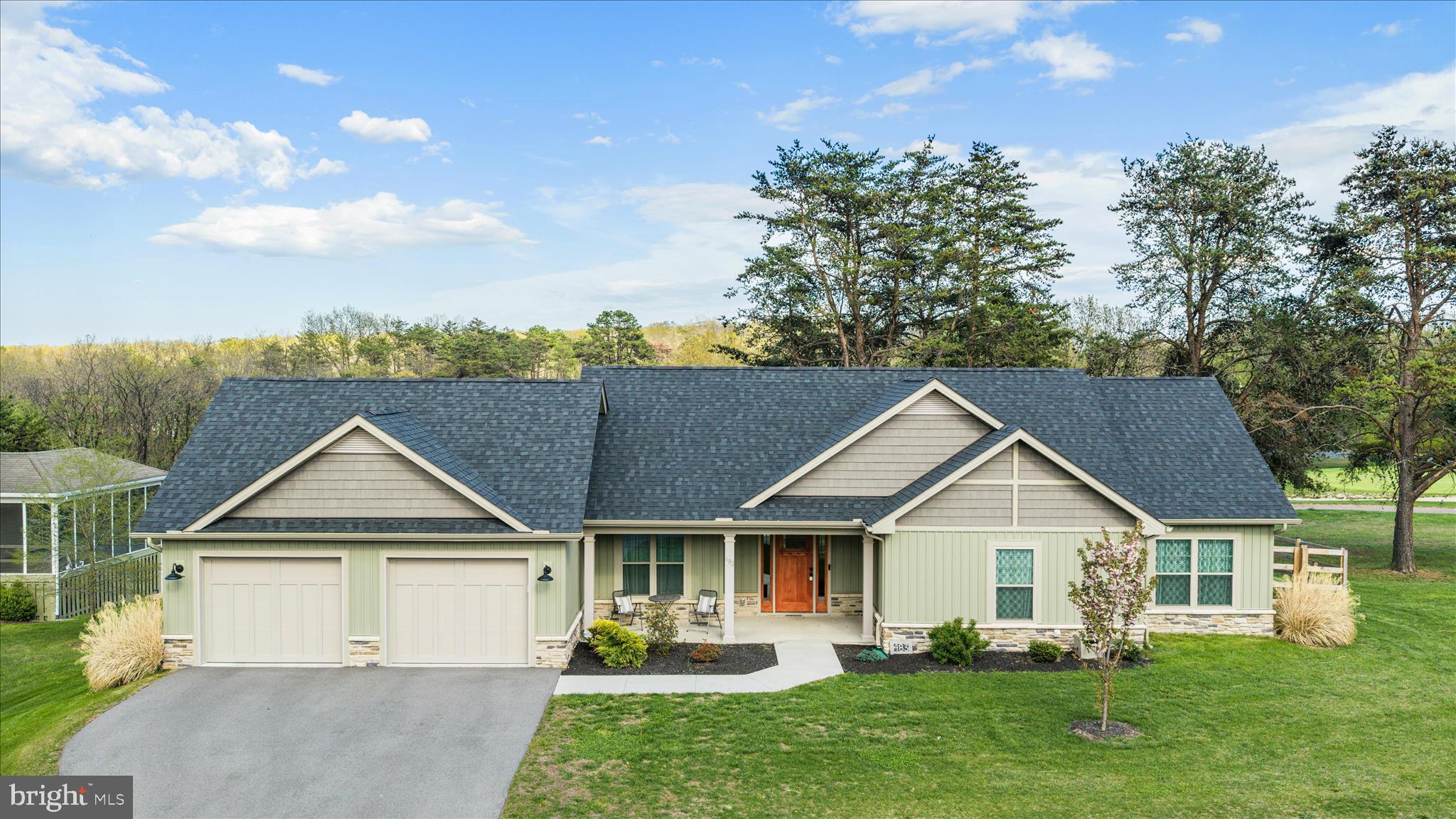 THE WOODS - Residential