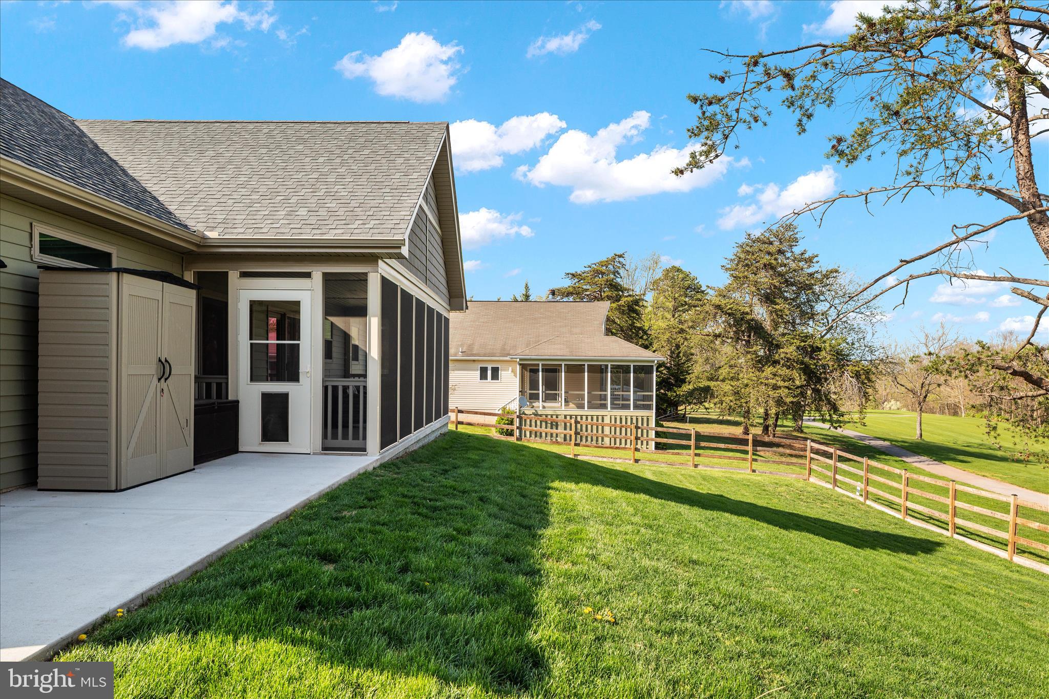 THE WOODS - Residential