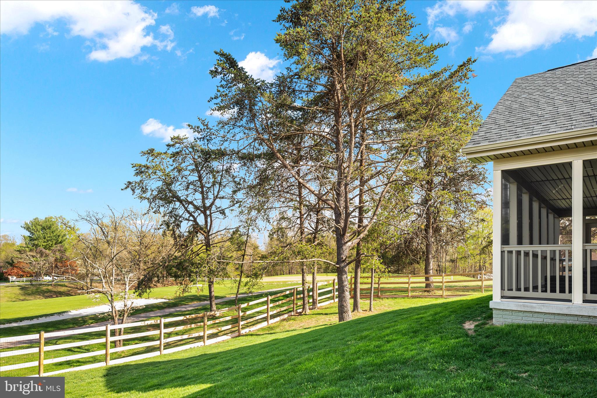 THE WOODS - Residential