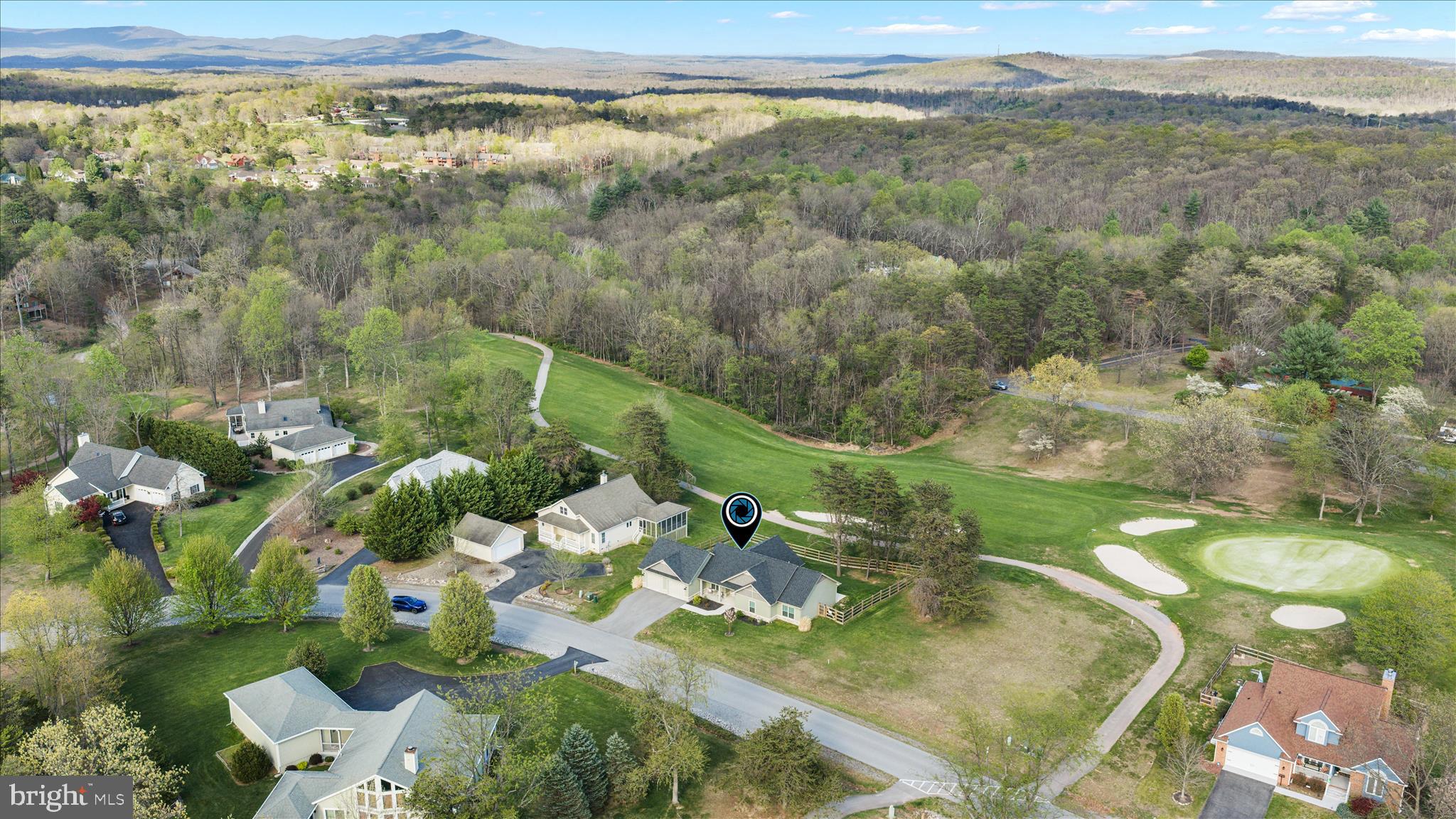 THE WOODS - Residential