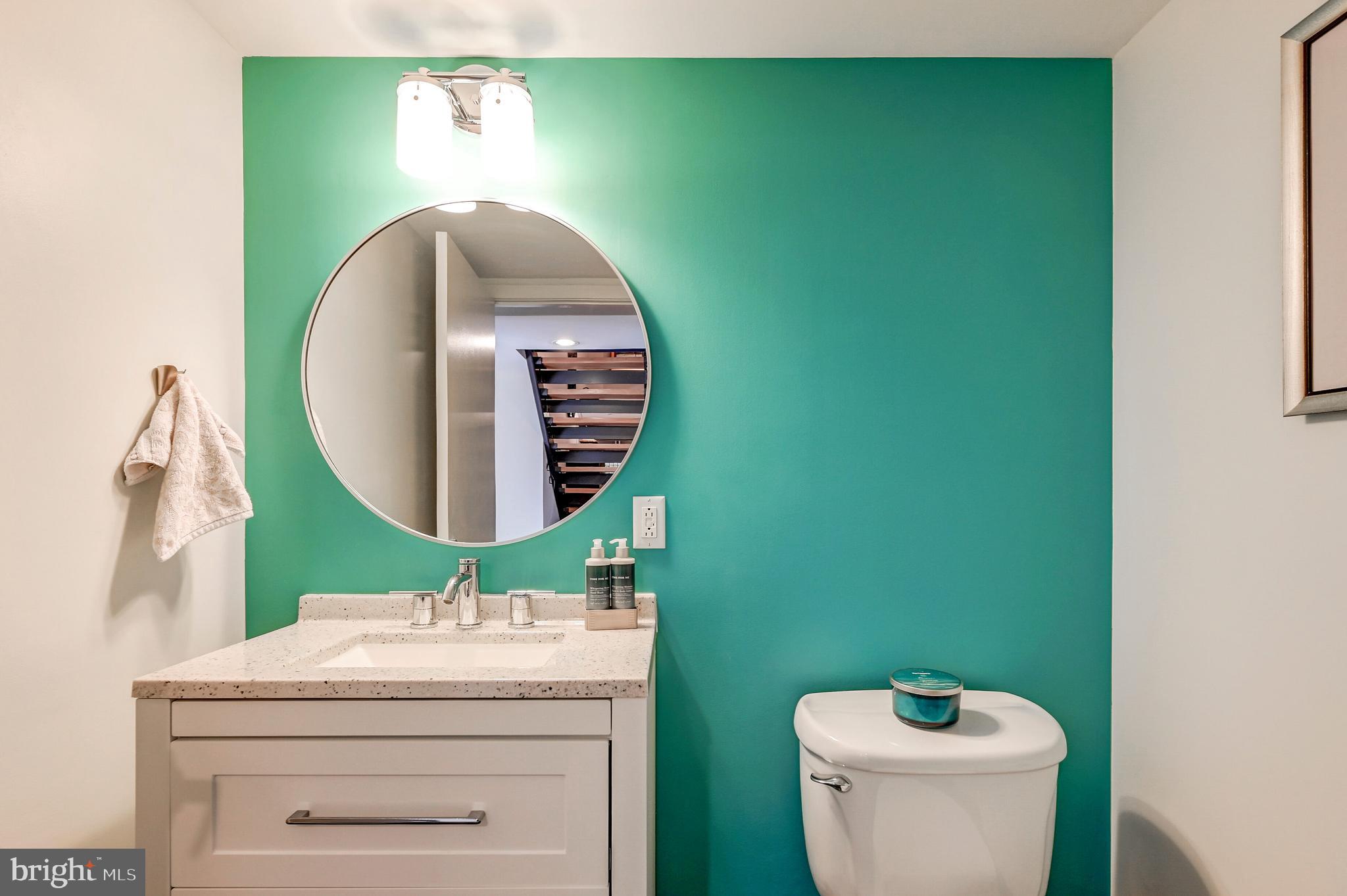 LOCUST POINT - Residential