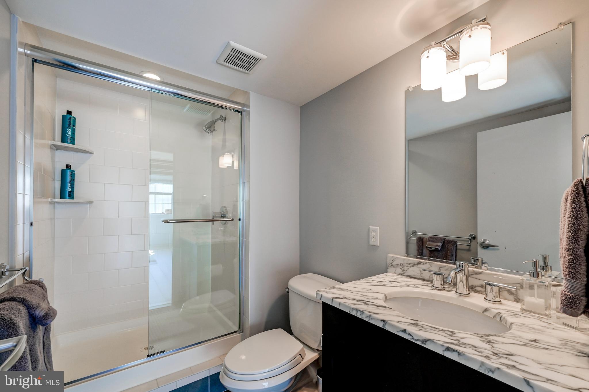 LOCUST POINT - Residential