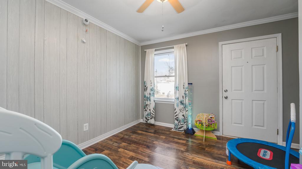 CLASSIC SHORES - Residential