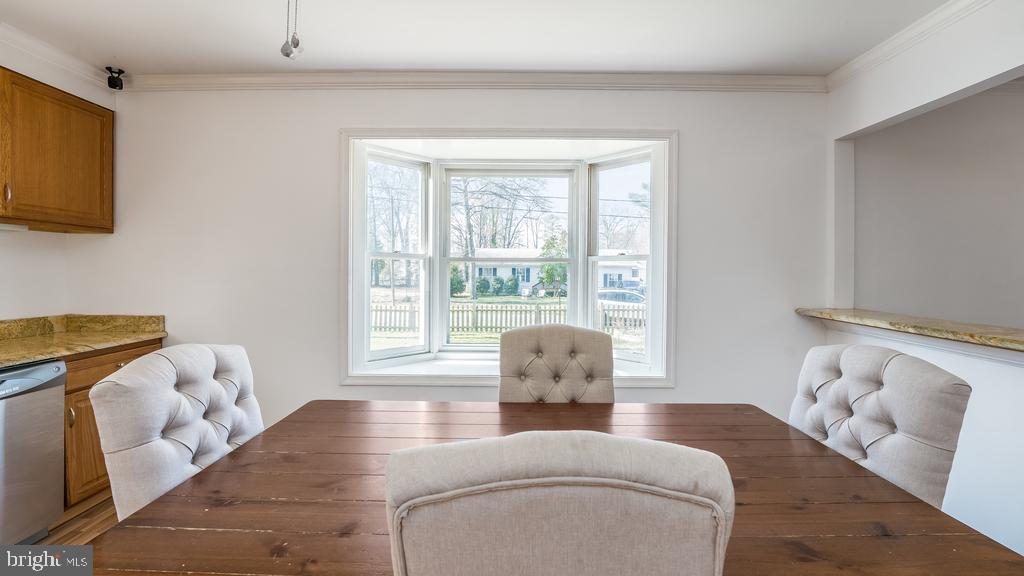 CLASSIC SHORES - Residential