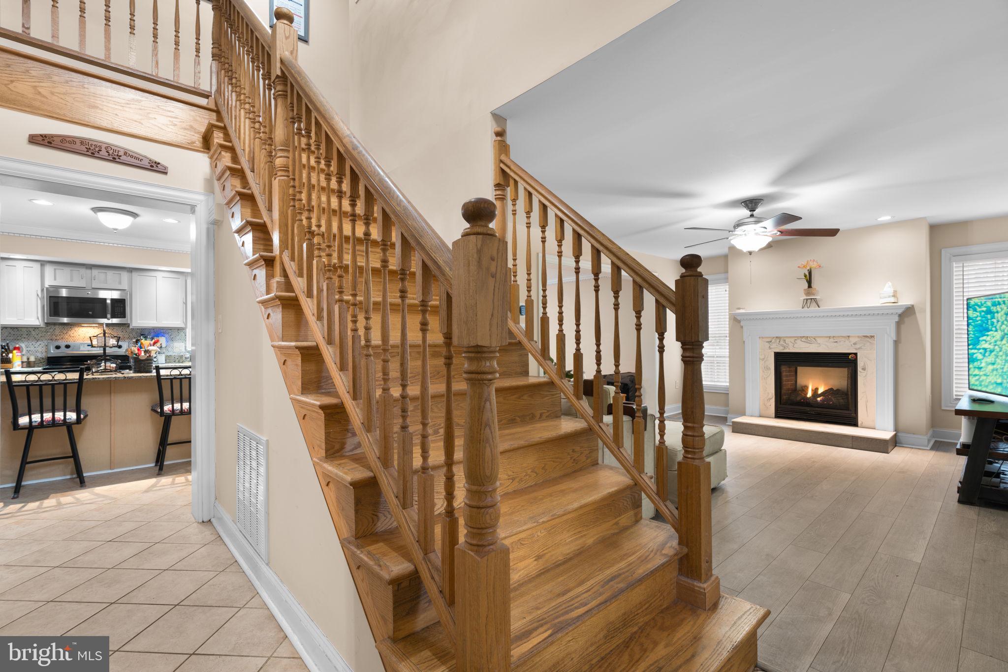 791 CENTRAL AVENUE E