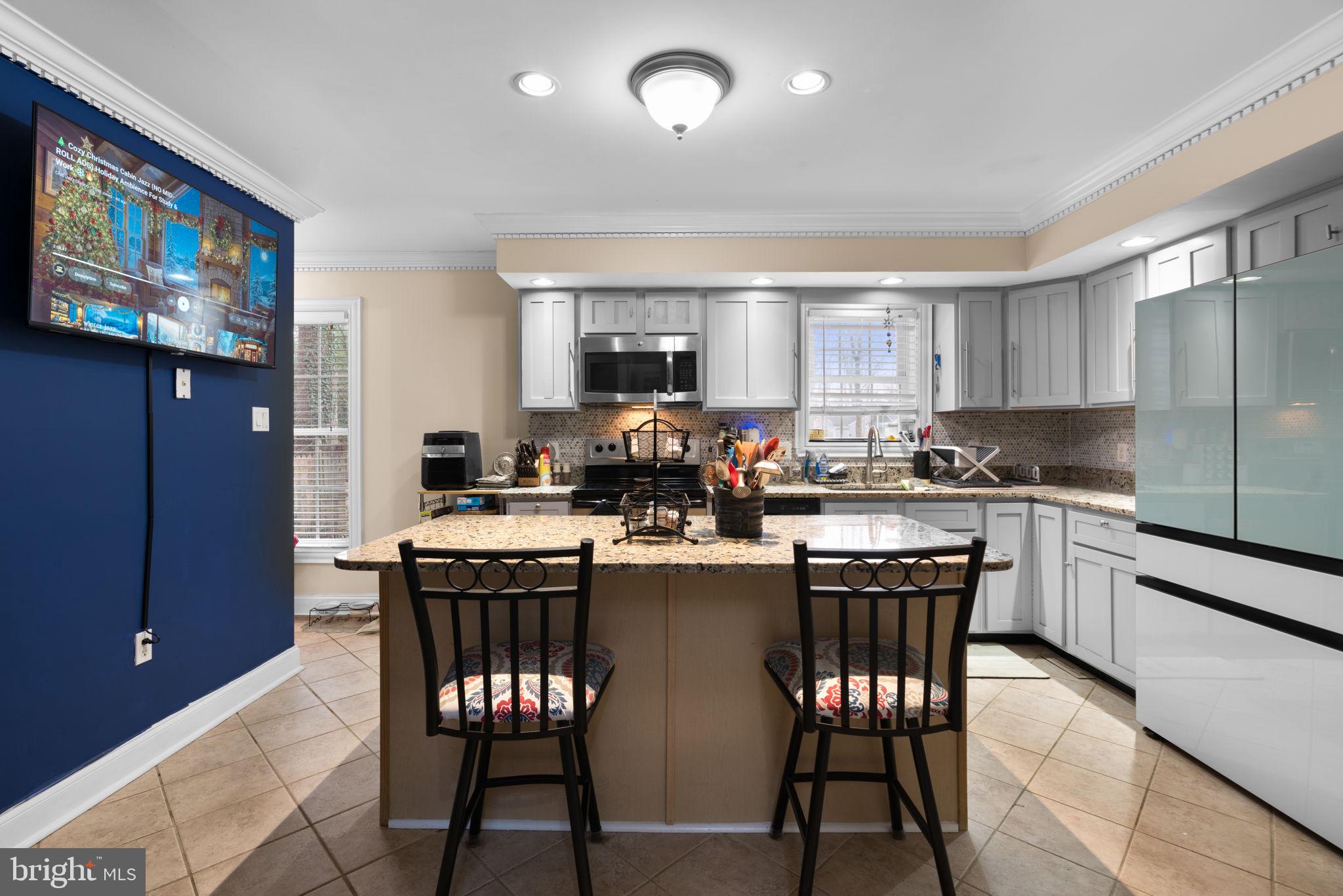 RIVER CLUB ESTATES - Residential