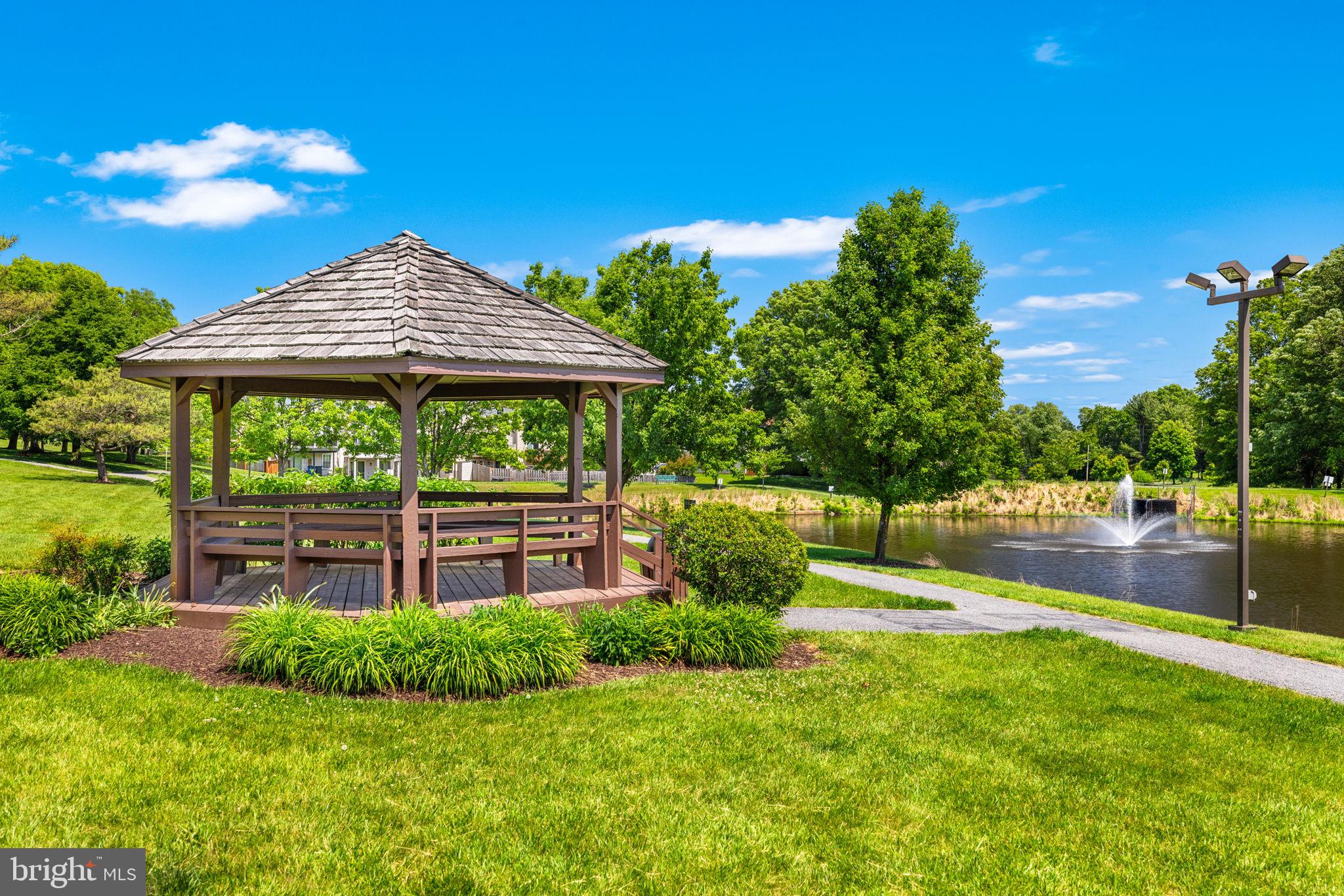 HALLOWELL - Residential