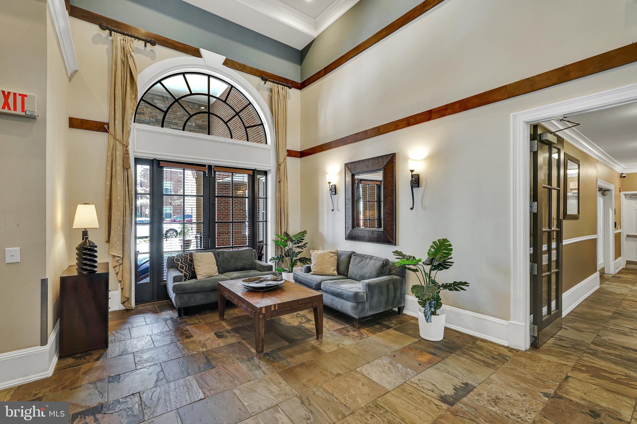 ARLINGTON - Residential Lease