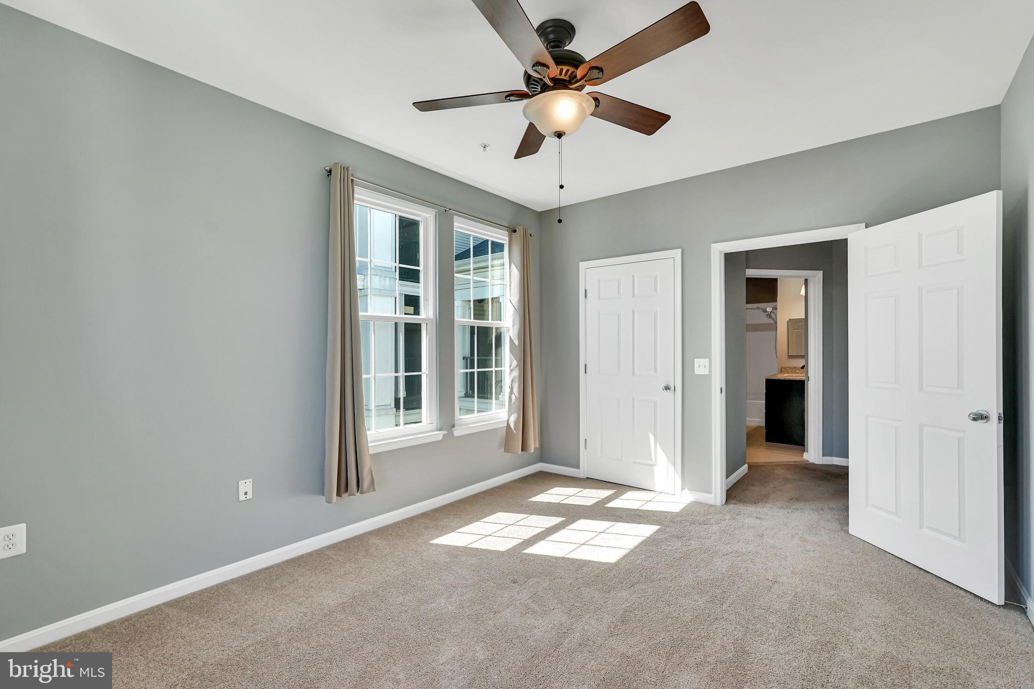 ARLINGTON - Residential Lease