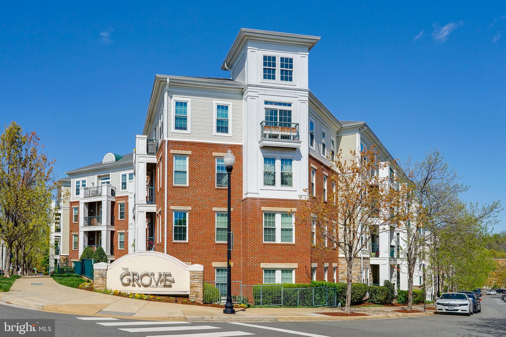 ARLINGTON - Residential Lease