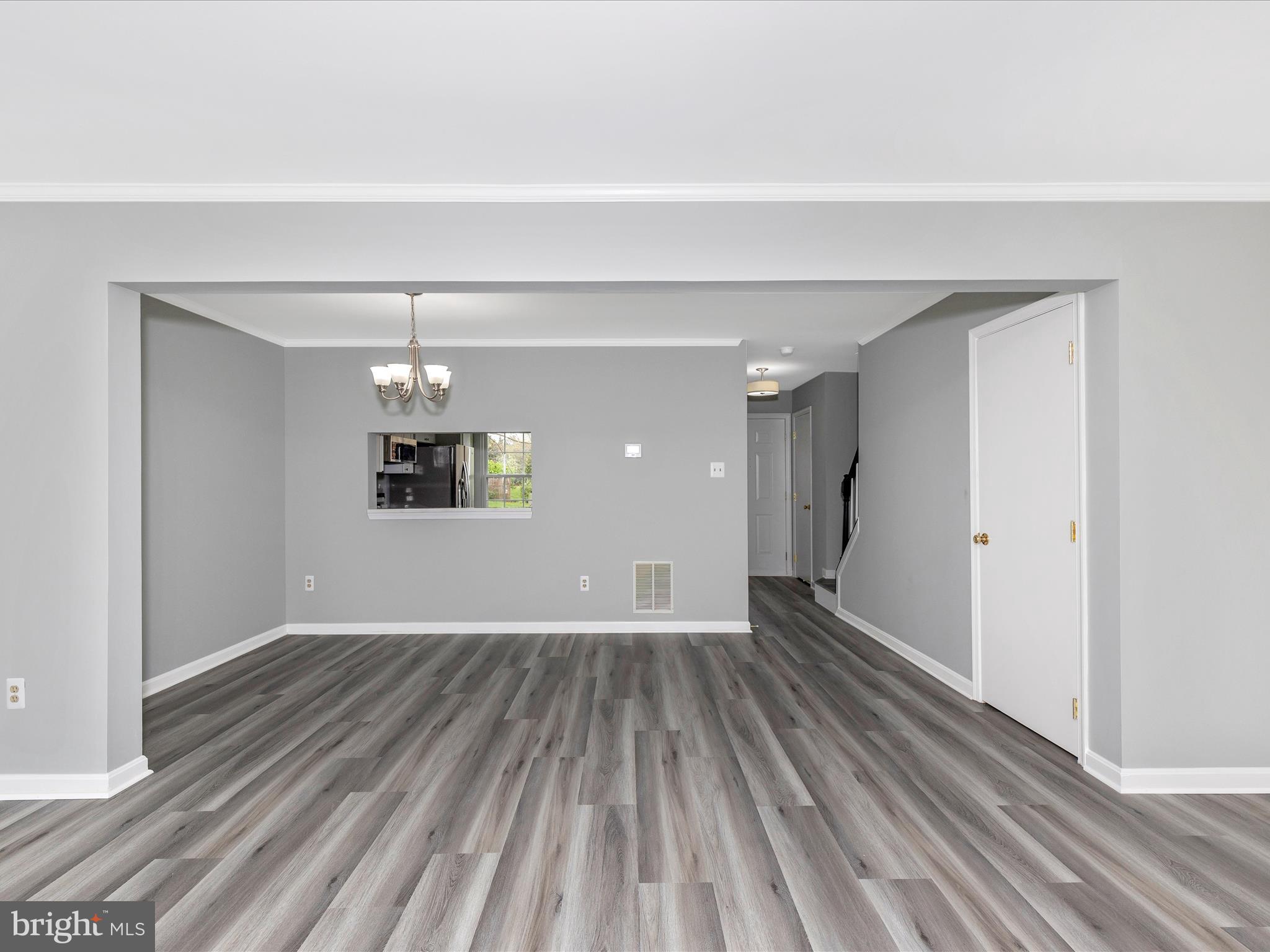 ROBIN MEADOWS - Residential