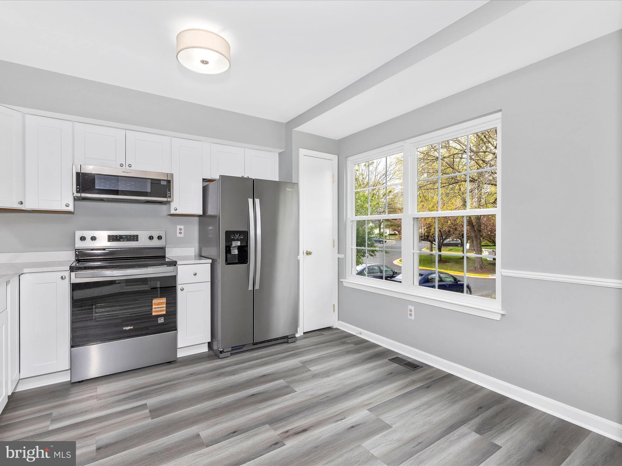 ROBIN MEADOWS - Residential