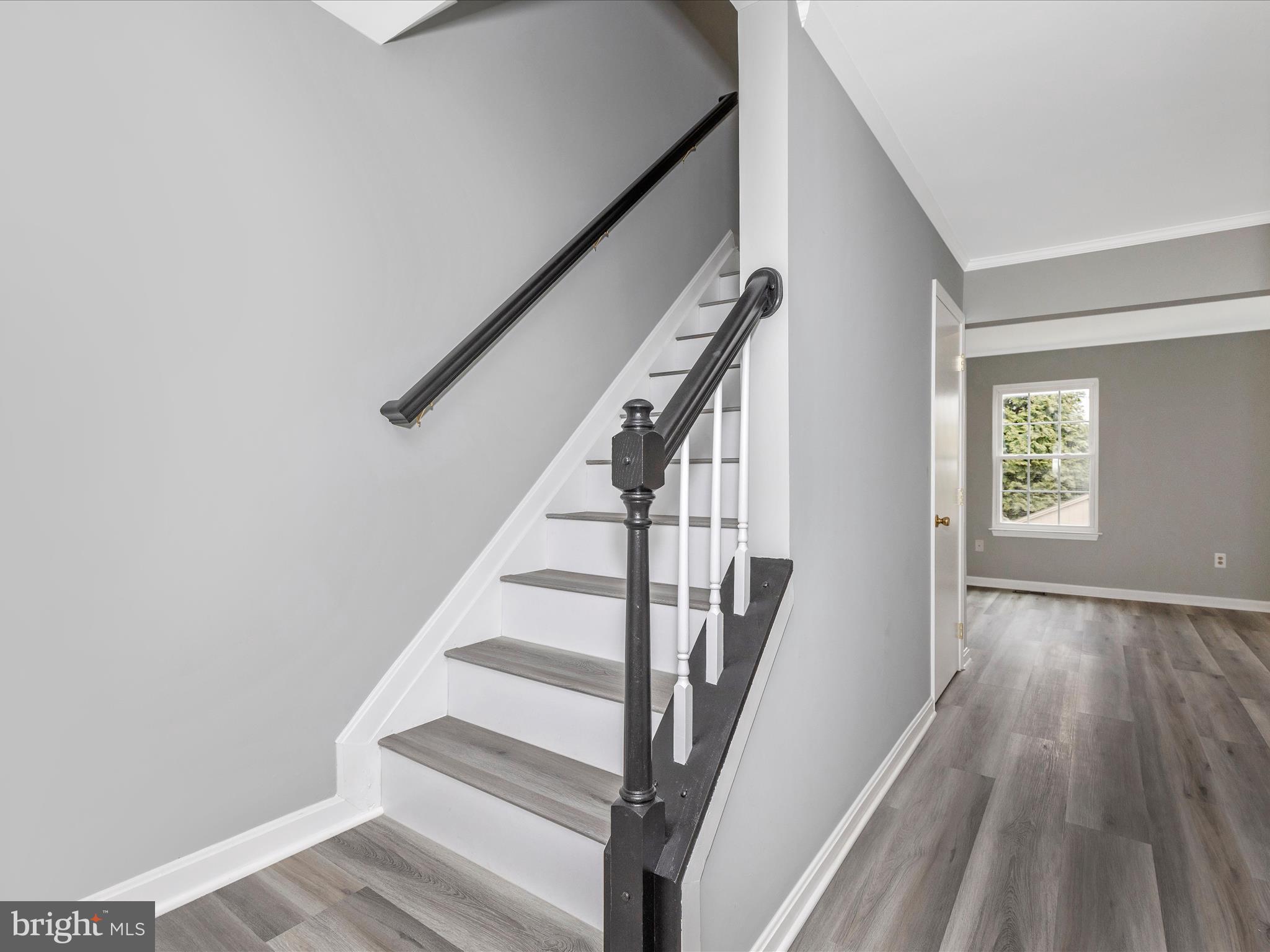 ROBIN MEADOWS - Residential