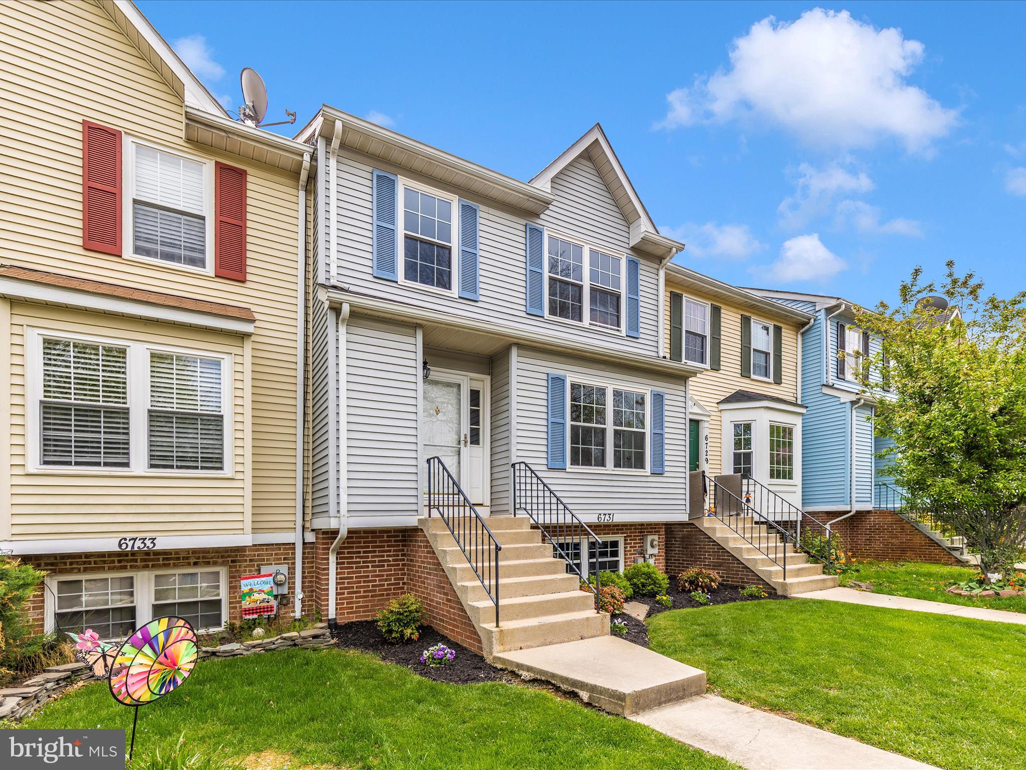 ROBIN MEADOWS - Residential