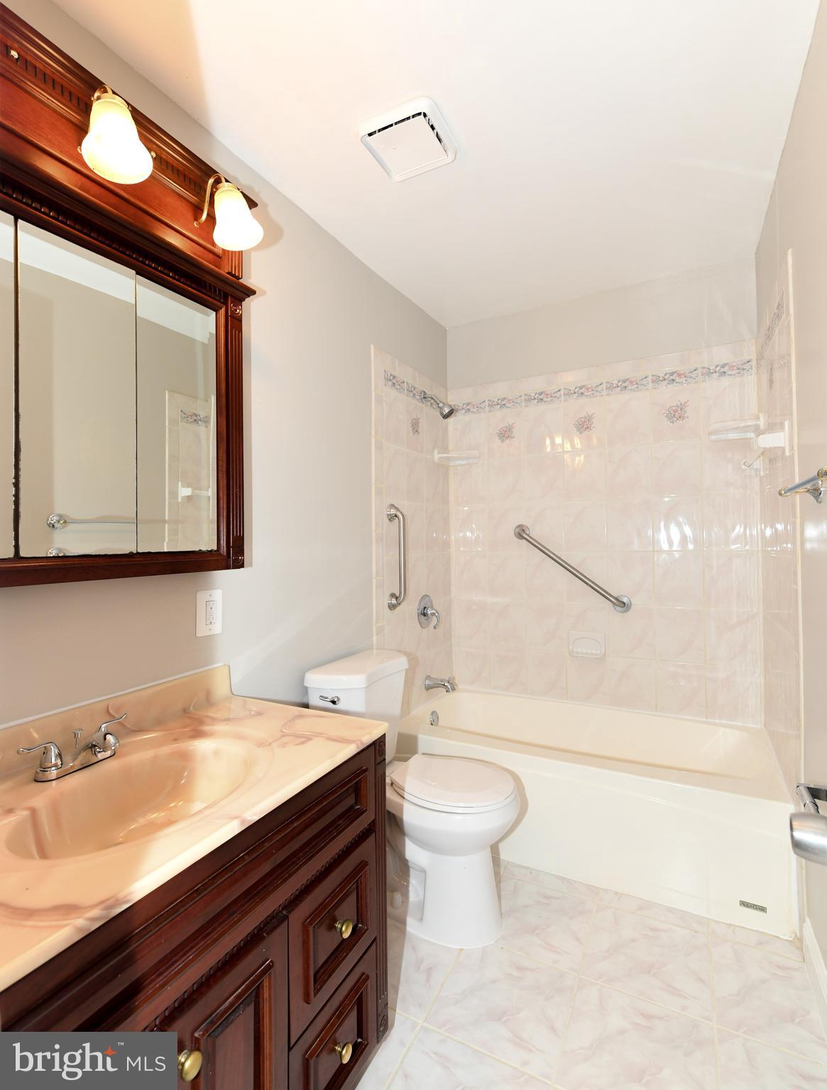 GEORGETOWN  VILLAGE - Residential