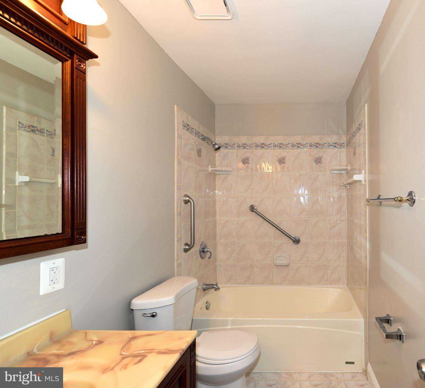 GEORGETOWN  VILLAGE - Residential