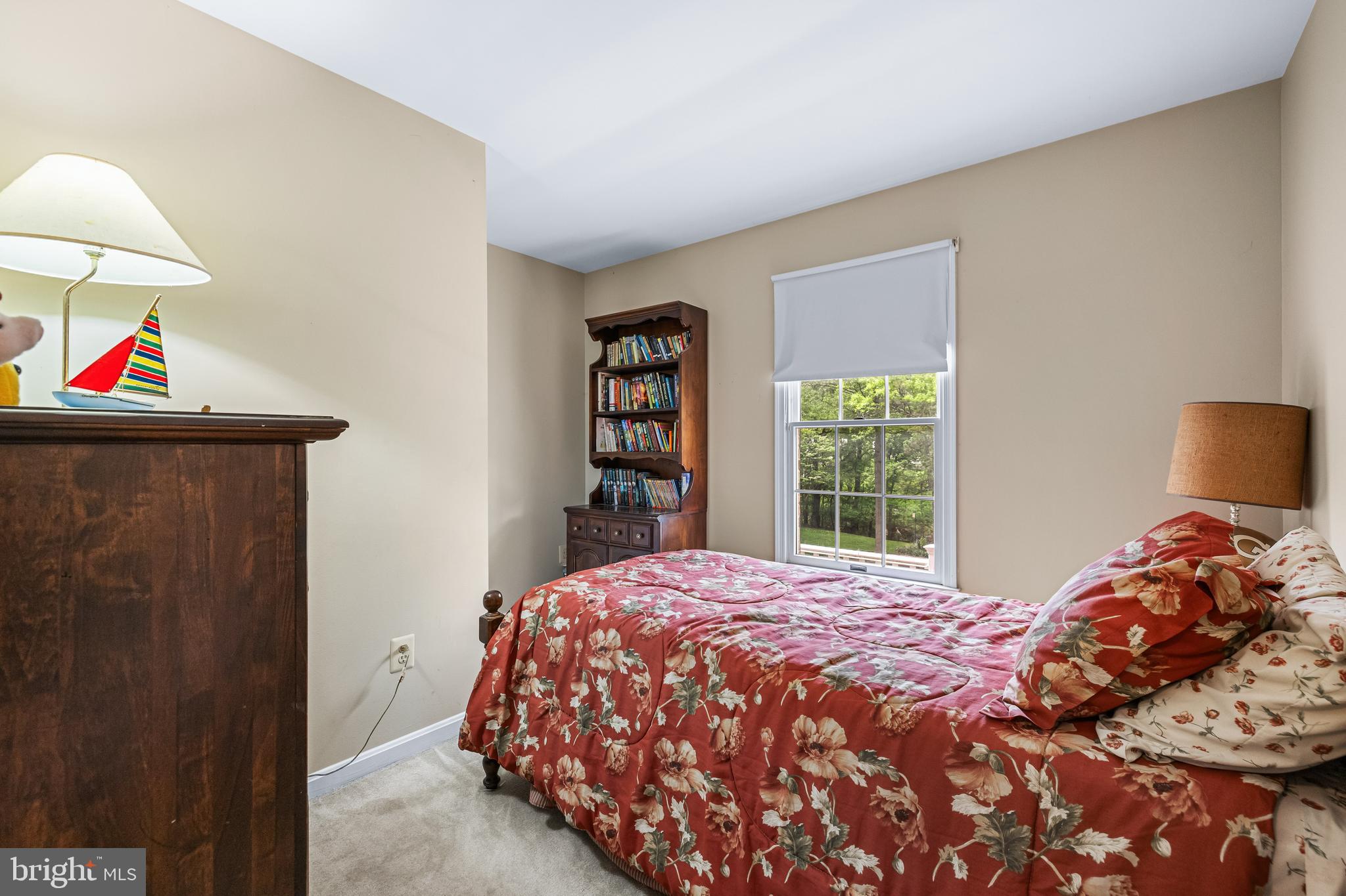 MCKENZIE MEADOWS - Residential