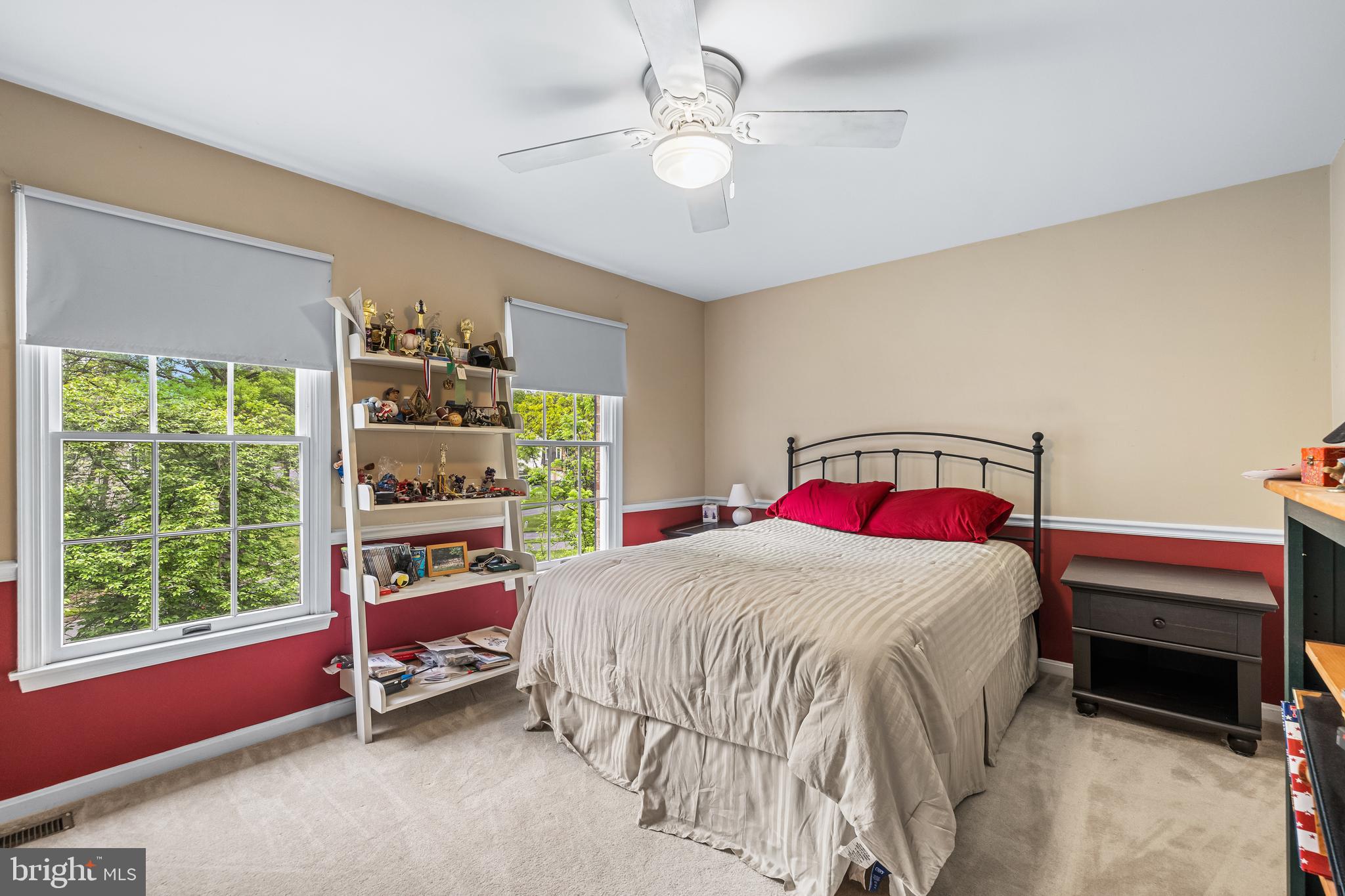 MCKENZIE MEADOWS - Residential