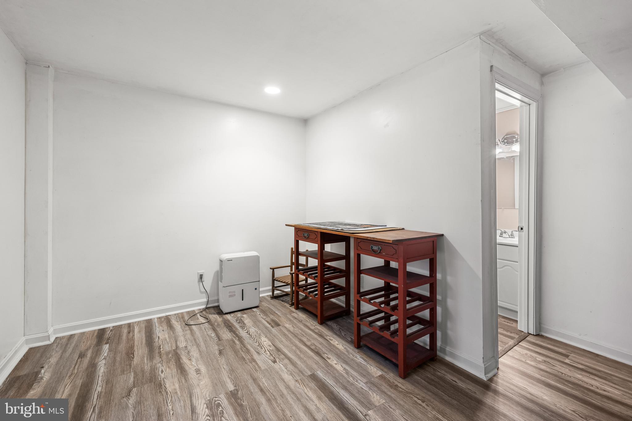 MCKENZIE MEADOWS - Residential