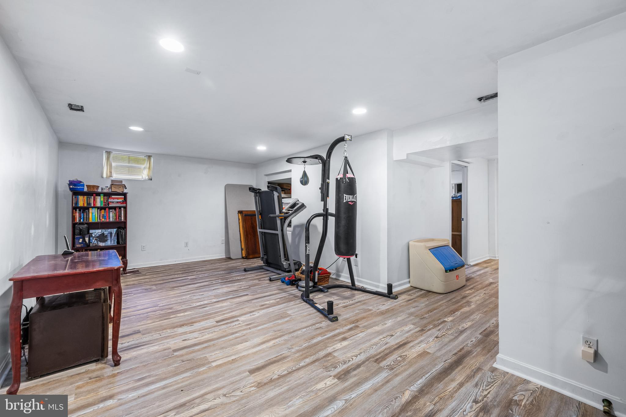 MCKENZIE MEADOWS - Residential