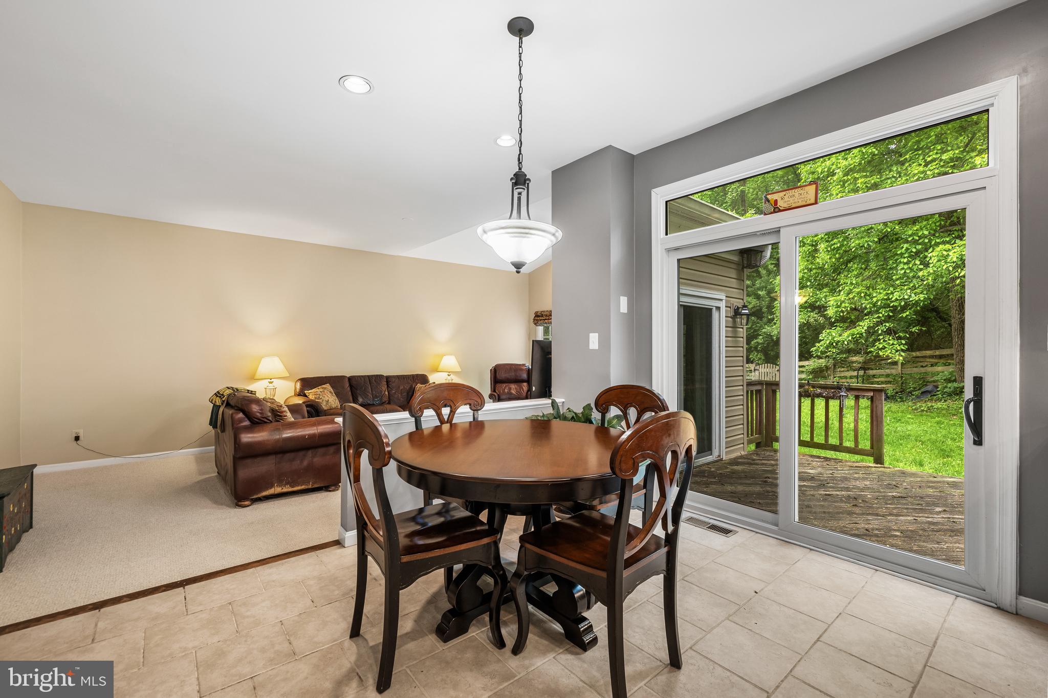 MCKENZIE MEADOWS - Residential