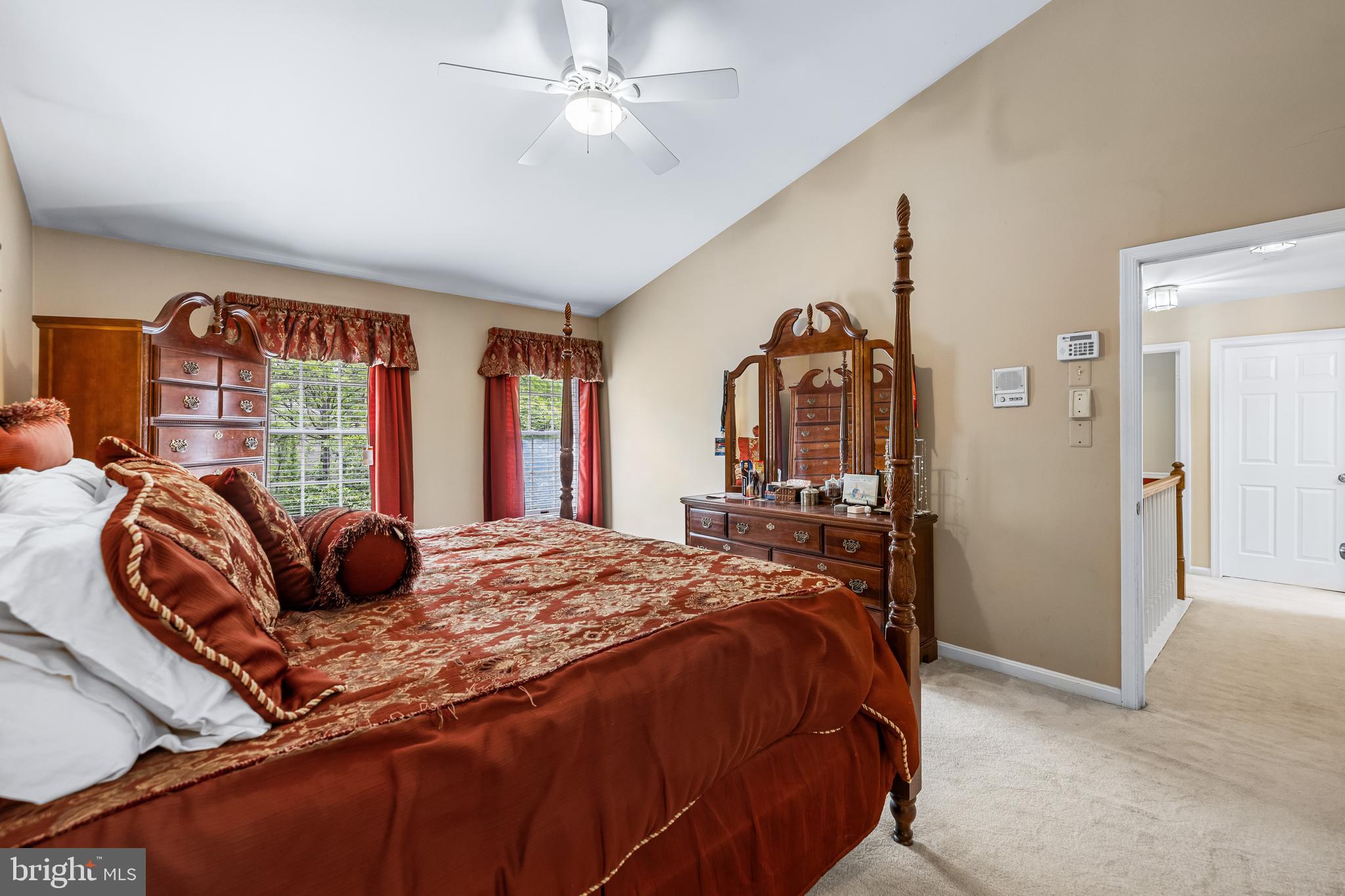 MCKENZIE MEADOWS - Residential