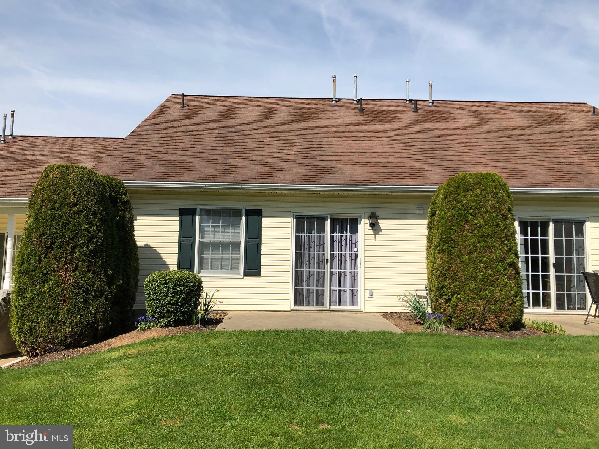 LONGSTOWN VILLAGE - Residential