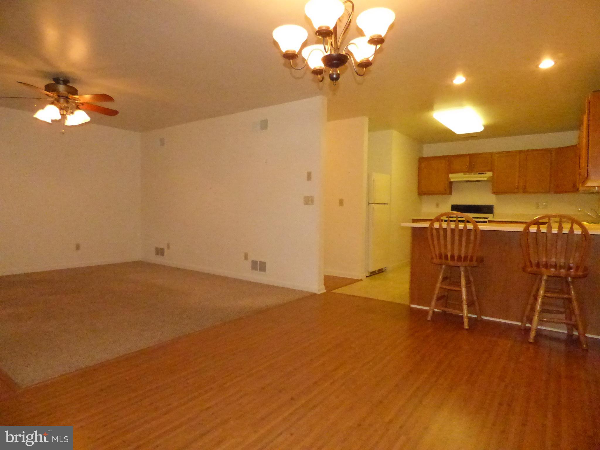 LONGSTOWN VILLAGE - Residential