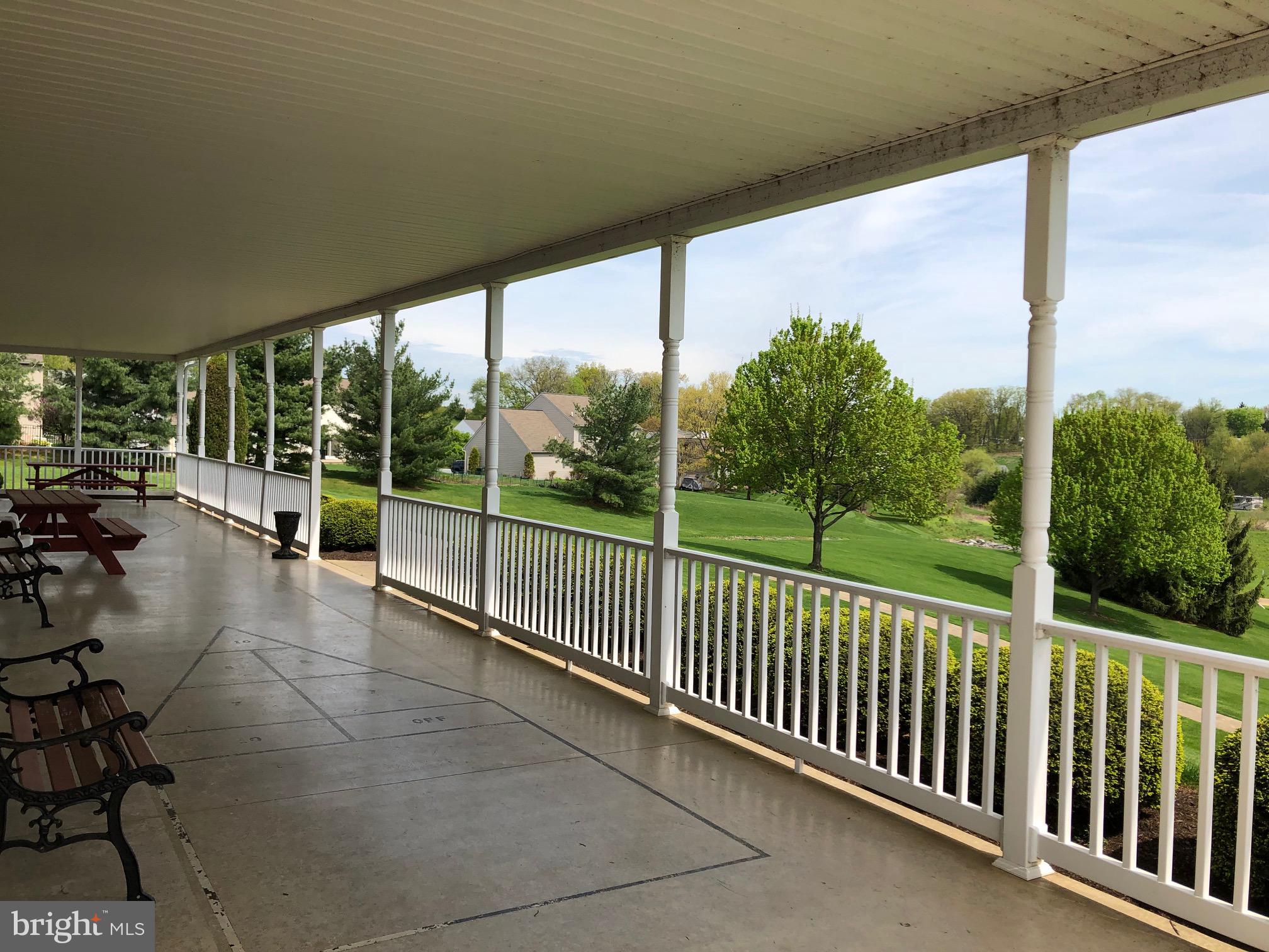 LONGSTOWN VILLAGE - Residential