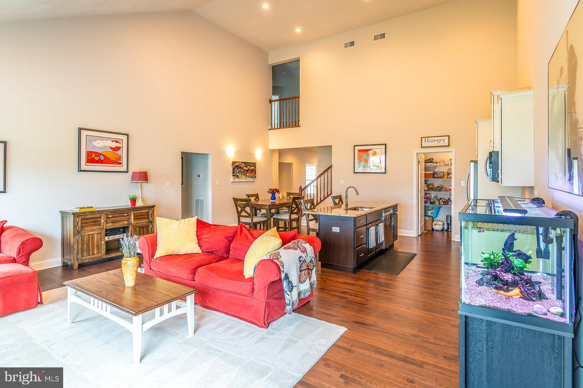 KINGSTON VILLAGE - Residential